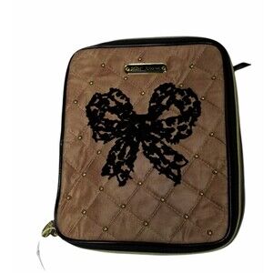 BETSEY JOHNSON Tablet Case - Zip Around